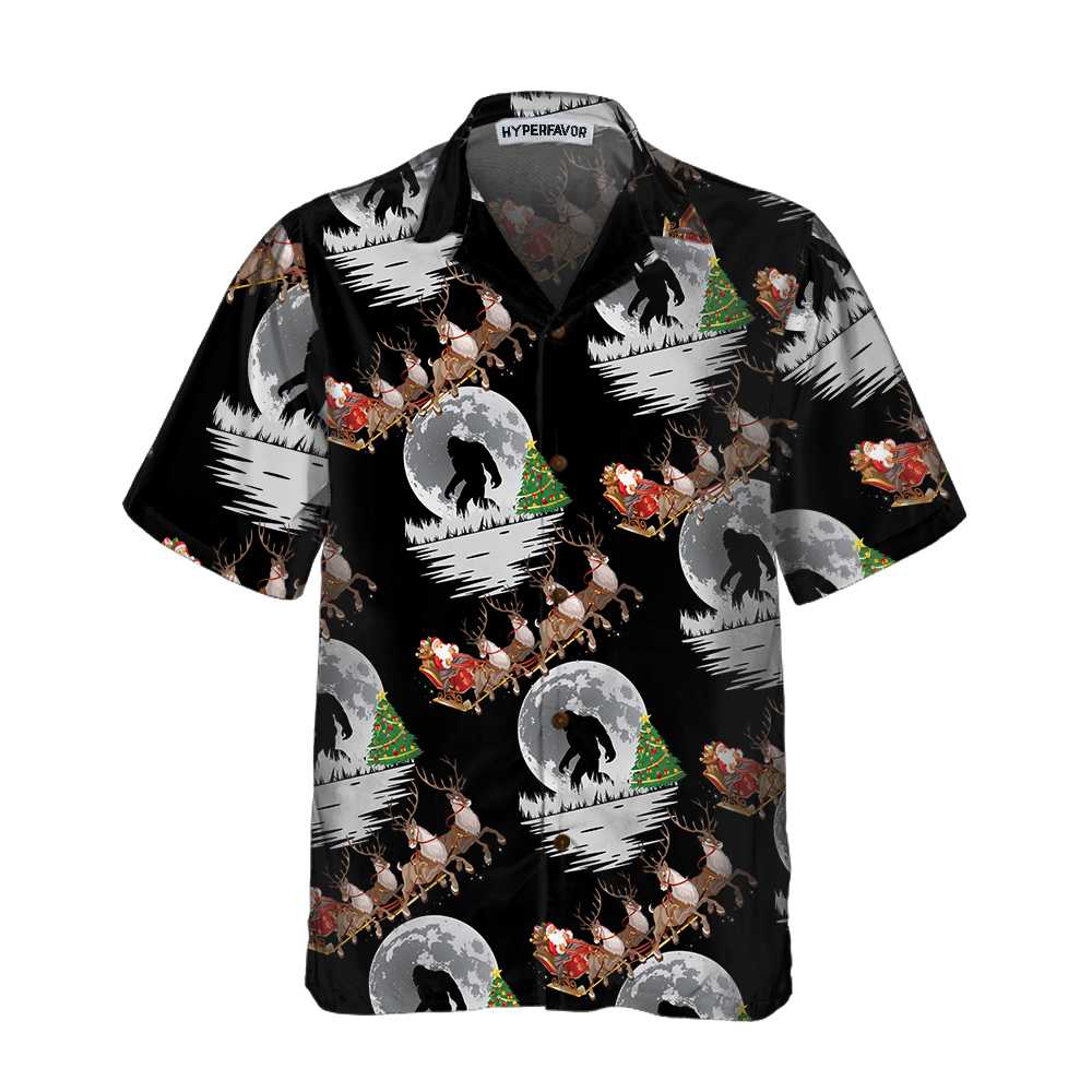 Bigfoot Santa Claus On Christmas Day Hawaiian Shirt, Funny Christmas Shirt For Men, Bigfoot Christmas Hawaiian Shirt For Men, Perfect Gift For Christmas Lovers, Friends, Husband, Boyfriend, Family
